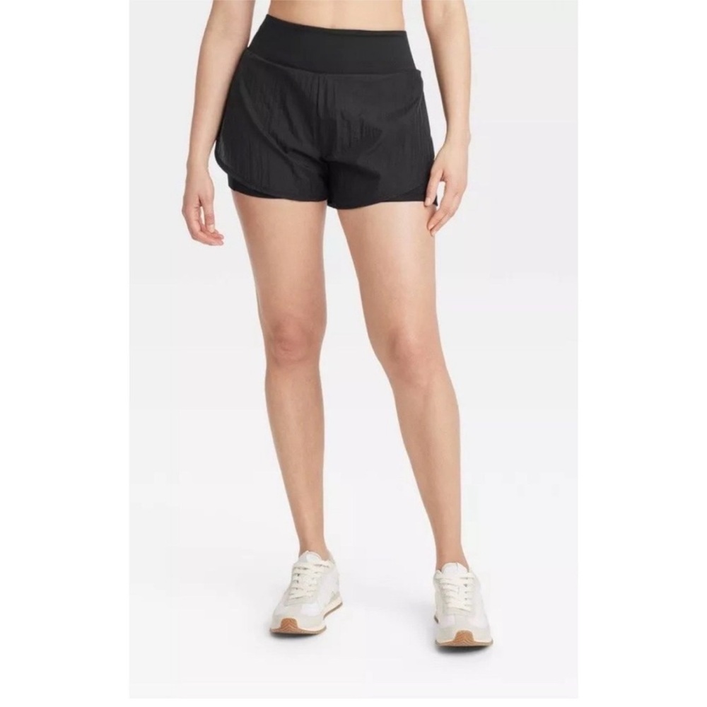 All in Motion Woven 2 in 1 shorts M